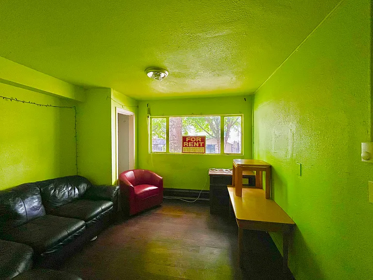 4200 Rainier Ave S — Photo 12
