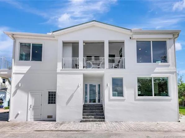 2001 Nettles Blvd, Jensen Beach, FL 34957