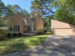 12 Heritage Rd, Hilton Head Island, SC 29928