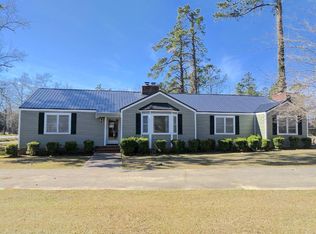 205 W Hampton St, Olanta, SC 29114