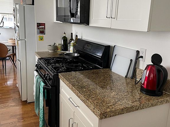 4th image of 3930 24th St APT 17