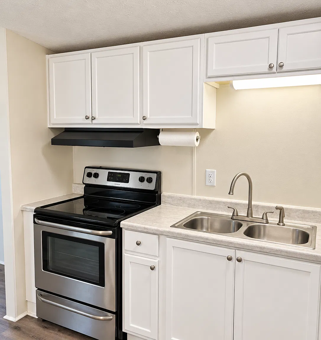 3 bed, $1,550 — Photo 3