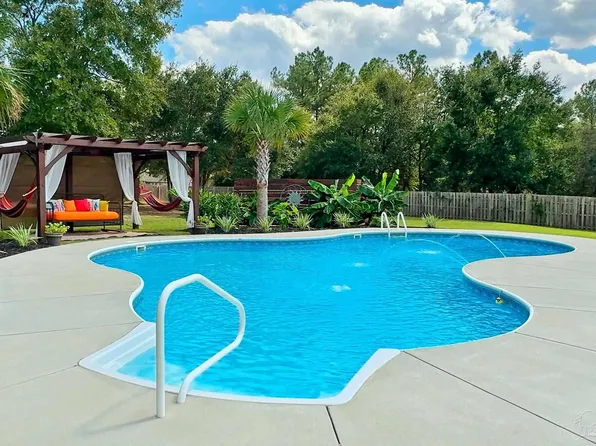 5990 Mountain Crest Ave, Pace, FL 32571