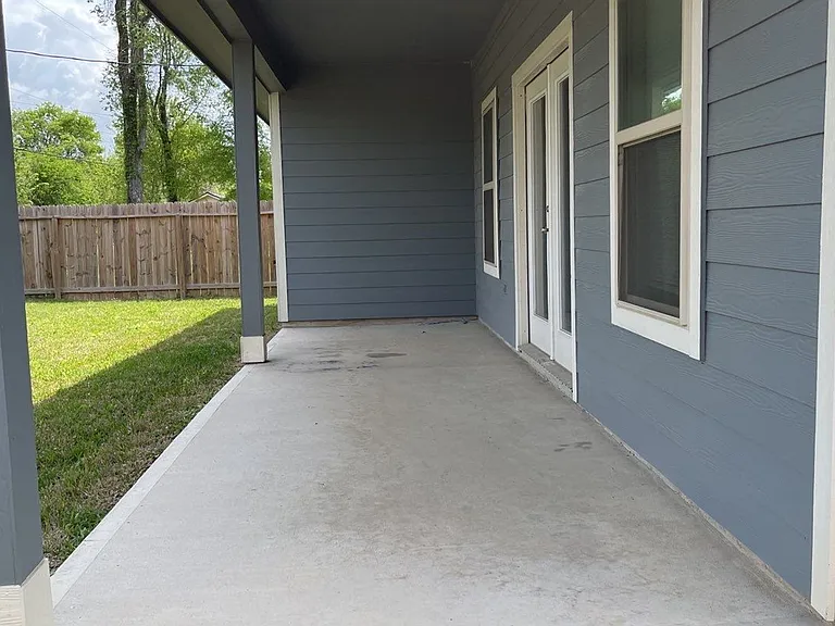 8017 Charlesmont St — Photo 28