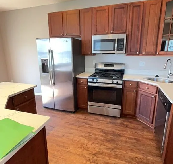 The Apartments At Weatherby — Photo 26