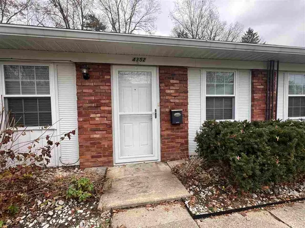 4352 E Poplar Dr, Terre Haute, IN 47803