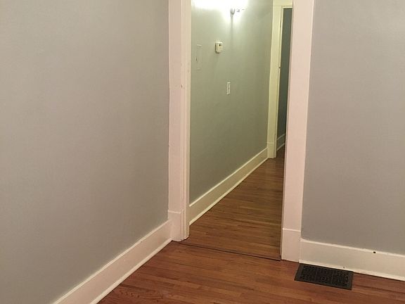 2nd image of 1712 S Preston St