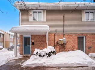 2110 Cleaver Ave #242, Burlington, ON L7M 3Z4
