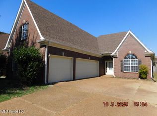 2922 Dawkins Cv, Southaven, MS 38672