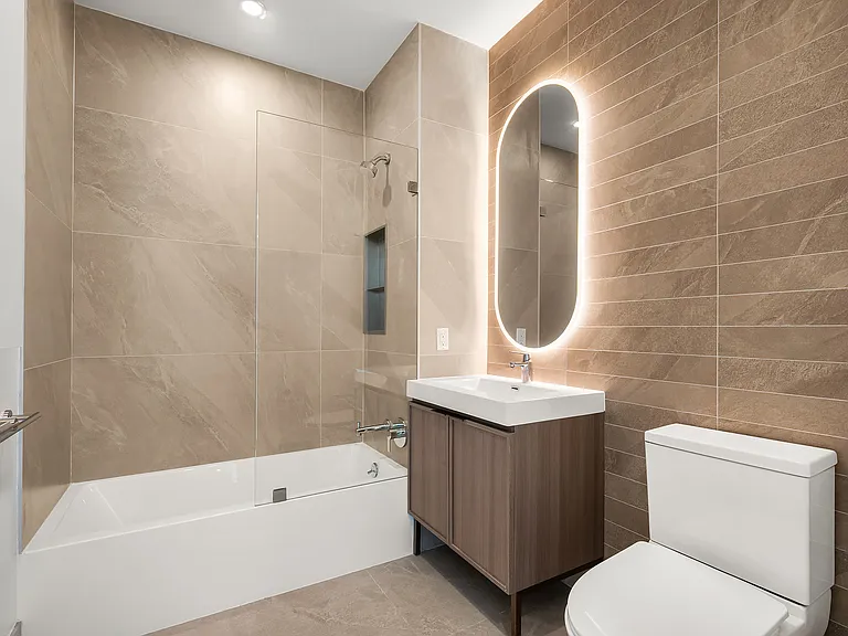 20 Rockwell Pl #2103 — Photo 4
