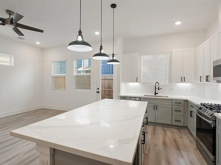 412 Neyland St #C — Photo 12