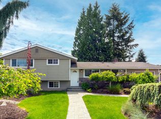 2207 NE 12th St, Renton, WA 98056