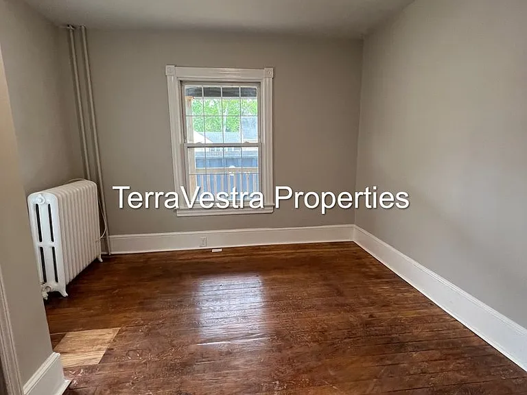805 Archer St — Photo 15