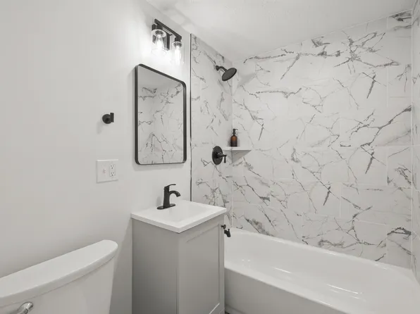 (undisclosed Address), Kansas City, MO 64110