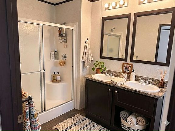 5th image of 65 Rustic Pkwy #129