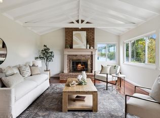 3997 Oak Hill Rd, Oakland, CA 94605