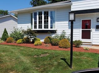 413 Saint Lawrence Blvd, Eastlake, OH