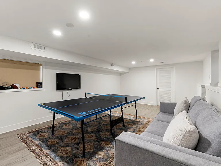 660 56th Pl — Photo 22
