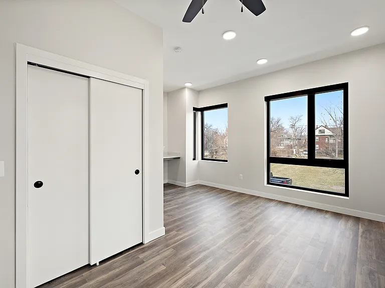 7631 E Lafayette St #21 — Photo 9