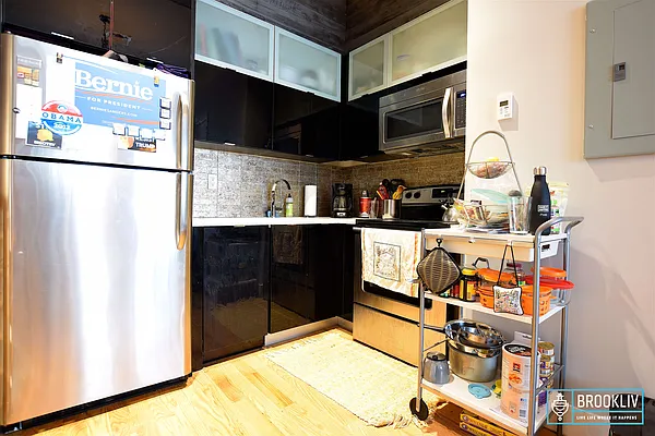 Rented by null | media 36