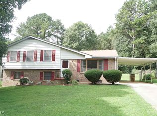 6799 Maddox Rd, Morrow, GA 30260