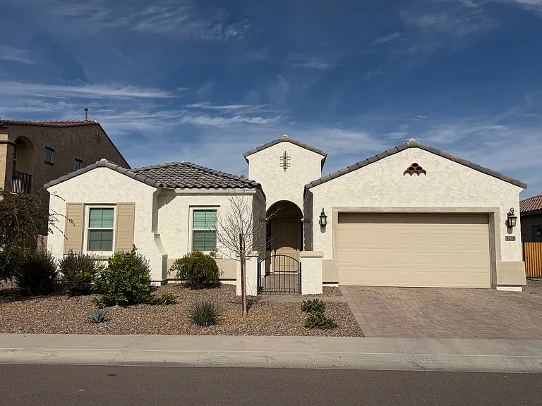 5218 W Thresher Way — Photo 1