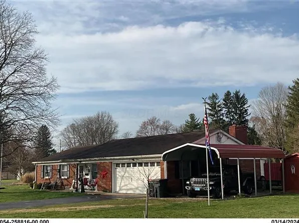 611 Manor Dr, Newark, OH 43055