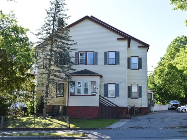 31 North St, Randolph, MA 02368