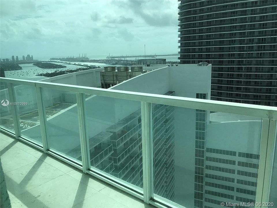 1st image of 1900 N Bayshore Dr APT 4307