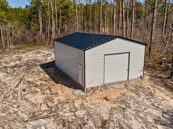 132 Hooker St, Pelion, SC 29123