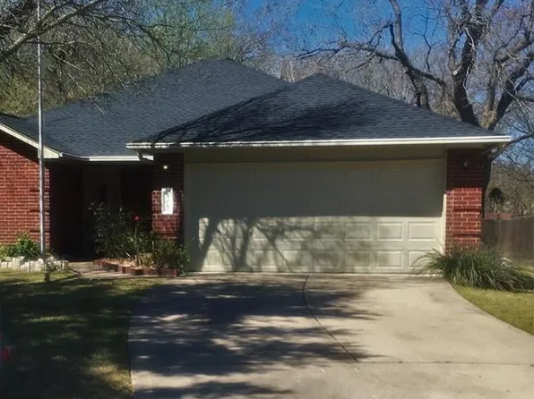 408 N Jordan Cv, Bastrop, TX 78602