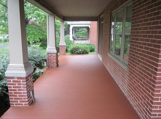 432 W Orange St, Lititz, PA 17543