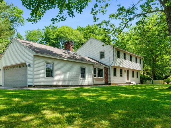 34 Hampton Falls Road, Exeter, NH 03833