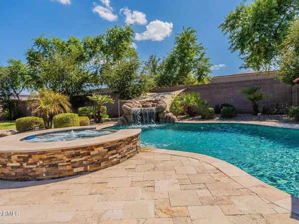 6329 S BANNING Street, Gilbert, AZ 85298