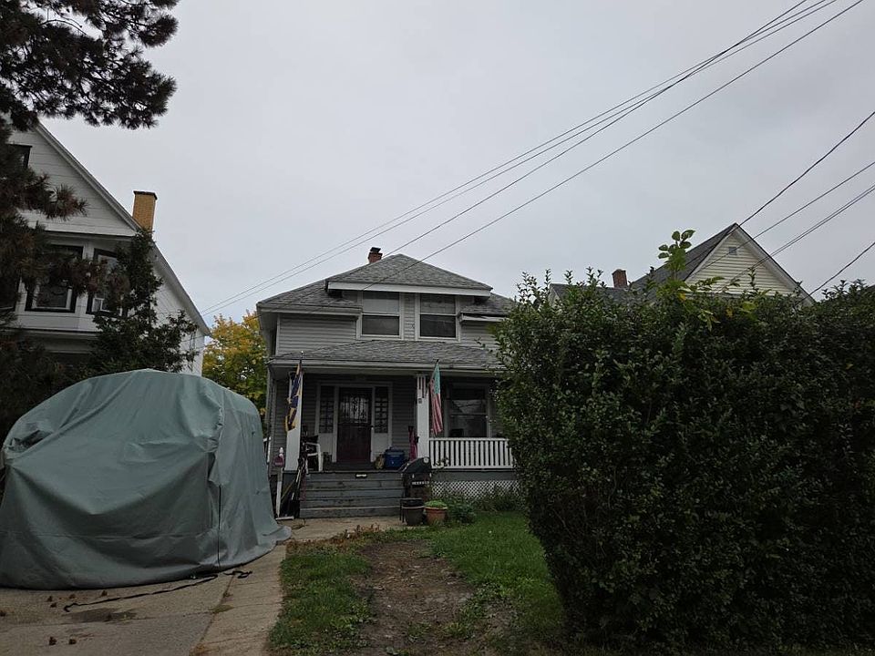 1st image of 52 Floss Ave