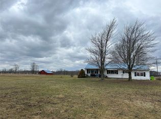 22197 S Beaver Rd, Conneautville, PA 16406