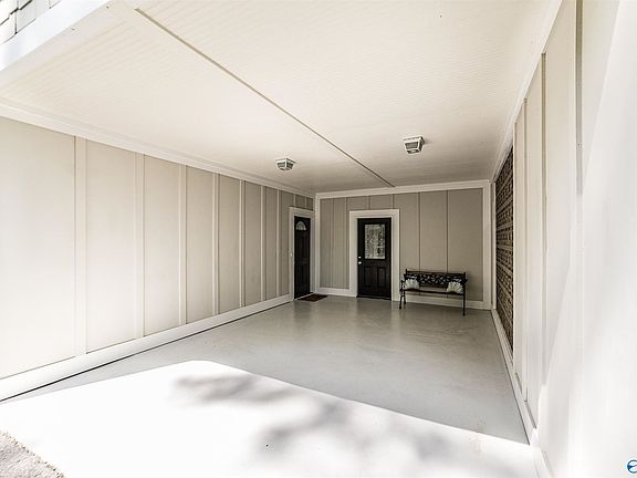 4th image of 174 Floyd Cir