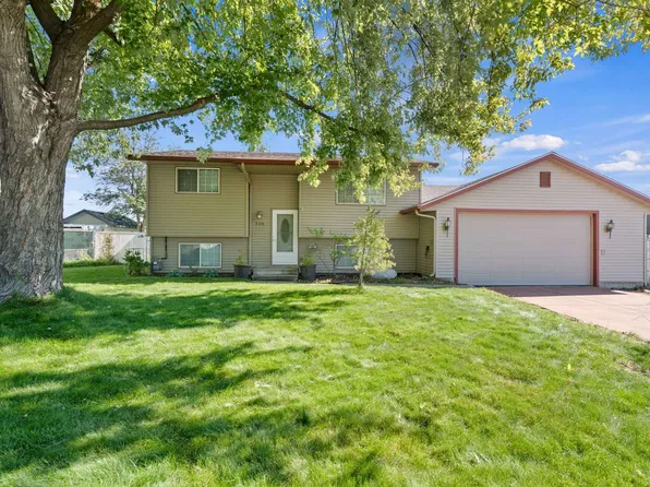 220 N Hodges Rd, Greenacres, WA 99016