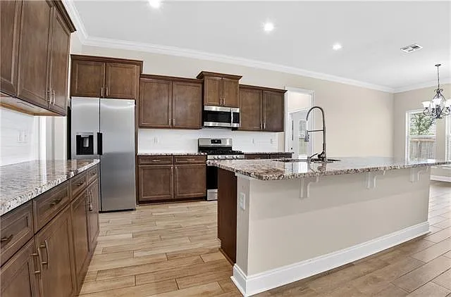 103 Cypress Park Ln — Photo 7