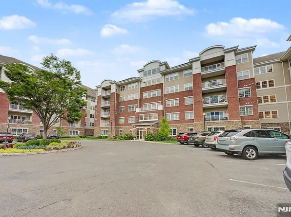 10301 Warrens Way, Wanaque, NJ 07465