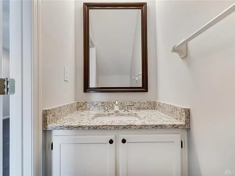 2436 Tarpon Bay Dr — Photo 12