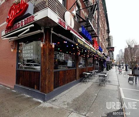 Rented by Urbane Brokerage | media 17