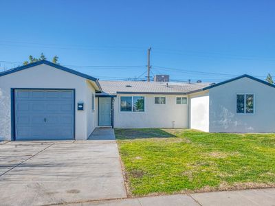 4541 N Anna St, Fresno, CA, 93726