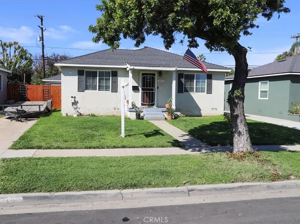 2409 Pepperwood Ave, Long Beach, CA 90815