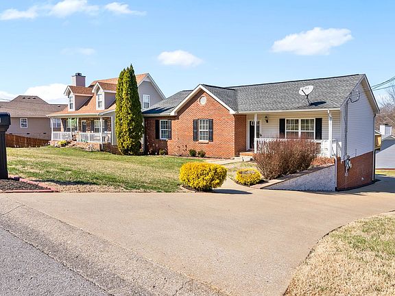 2nd image of 183 Sarah Elizabeth Dr
