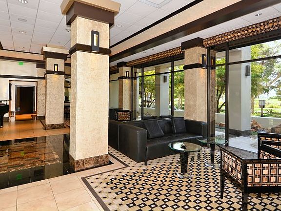 3rd image of 1255 N Gulfstream Ave APT 1403