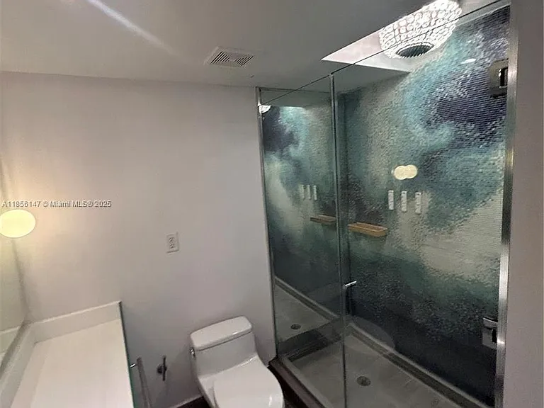 1100 West Ave #322 — Photo 10
