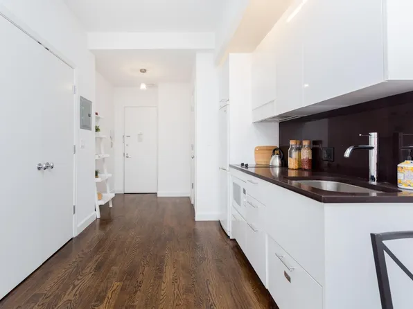 212 West 91st Street image 1 of 10