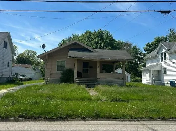 531 5th St, Struthers, OH 44471