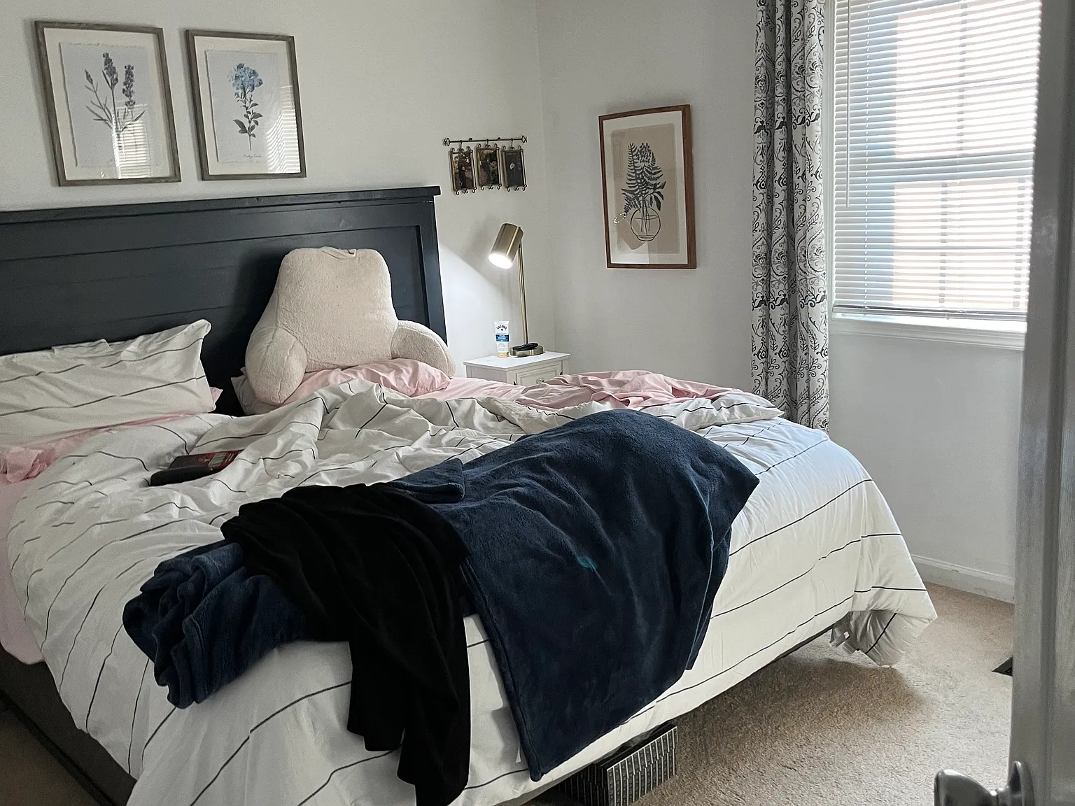 3 bed, 2.5 bath, 1500 sqft, $2,400 — Photo 2